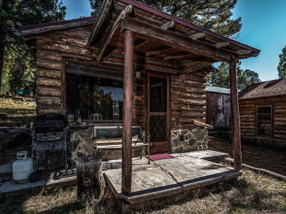 Apache Village 4, King Studio, Midtown, Sleeps 2 Ruidoso Exterior photo